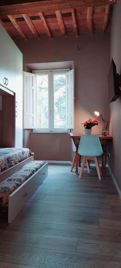 Claudia'S Home Pescia Luaran gambar